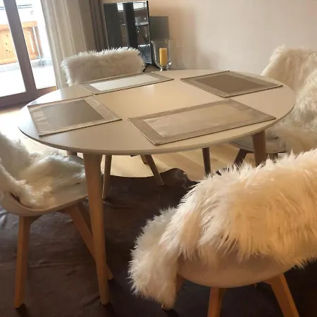 - Stylisch, Zentral, Familienfreundlich Apartment *
